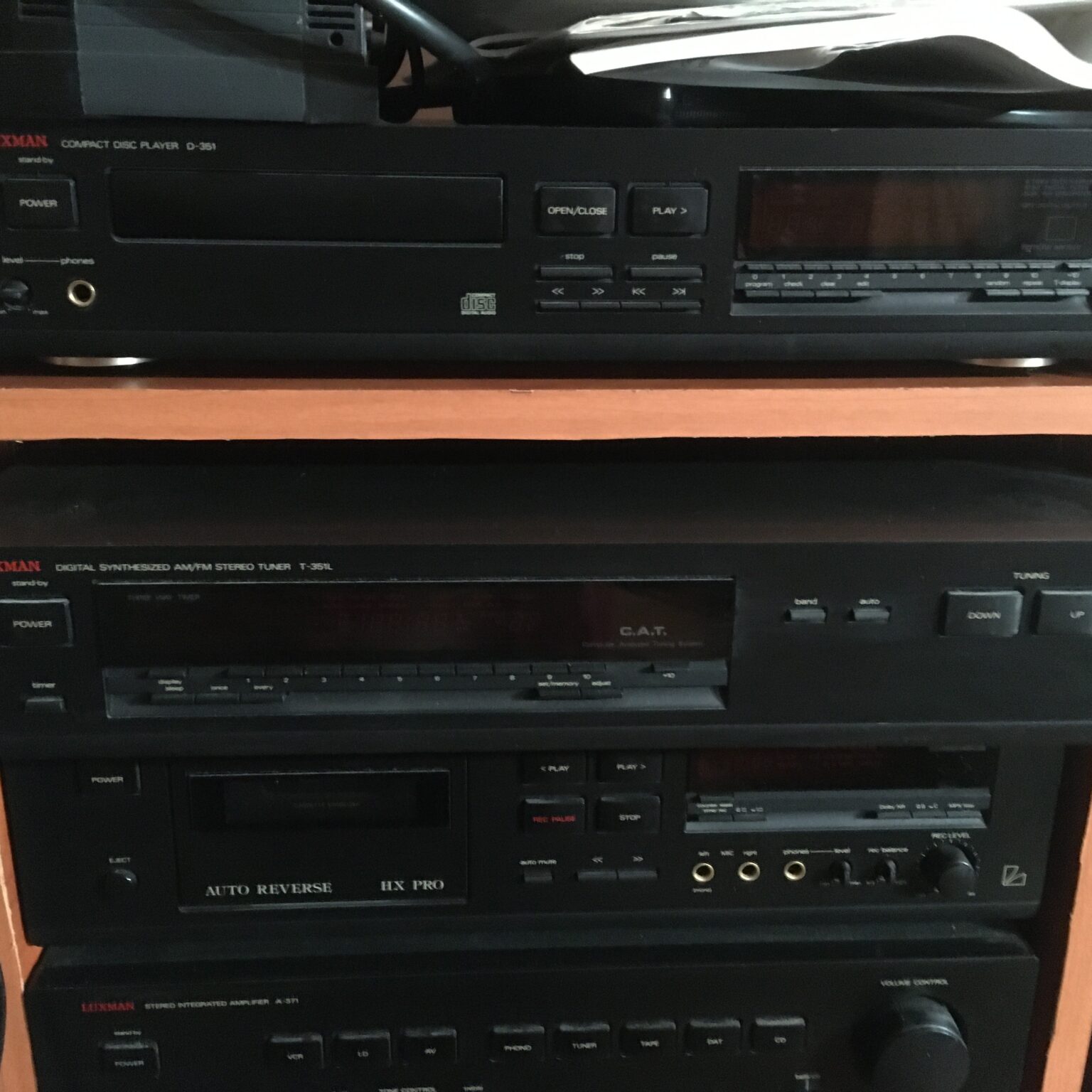 Tuner Luxman T - 100 L Digital Synthesized AM / FM Stéréo